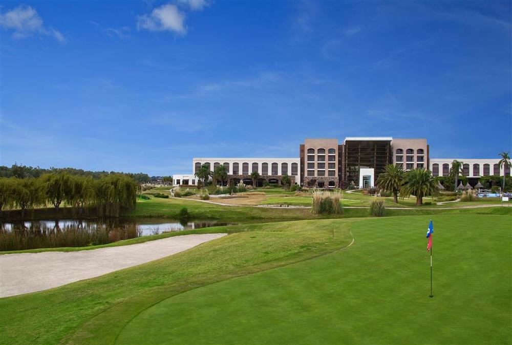Sheraton Colonia Golf & Spa Resort Colonia del Sacramento Eksteriør bilde Golf course at the Ritz-Carlton, Naples