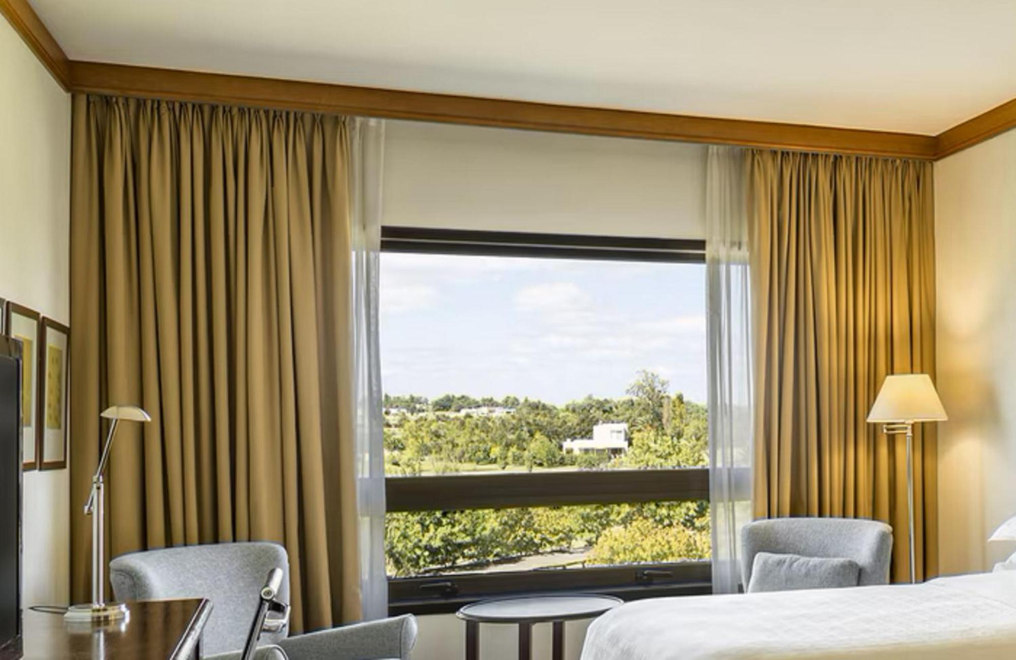 Sheraton Colonia Golf & Spa Resort Colonia del Sacramento Eksteriør bilde Curtains