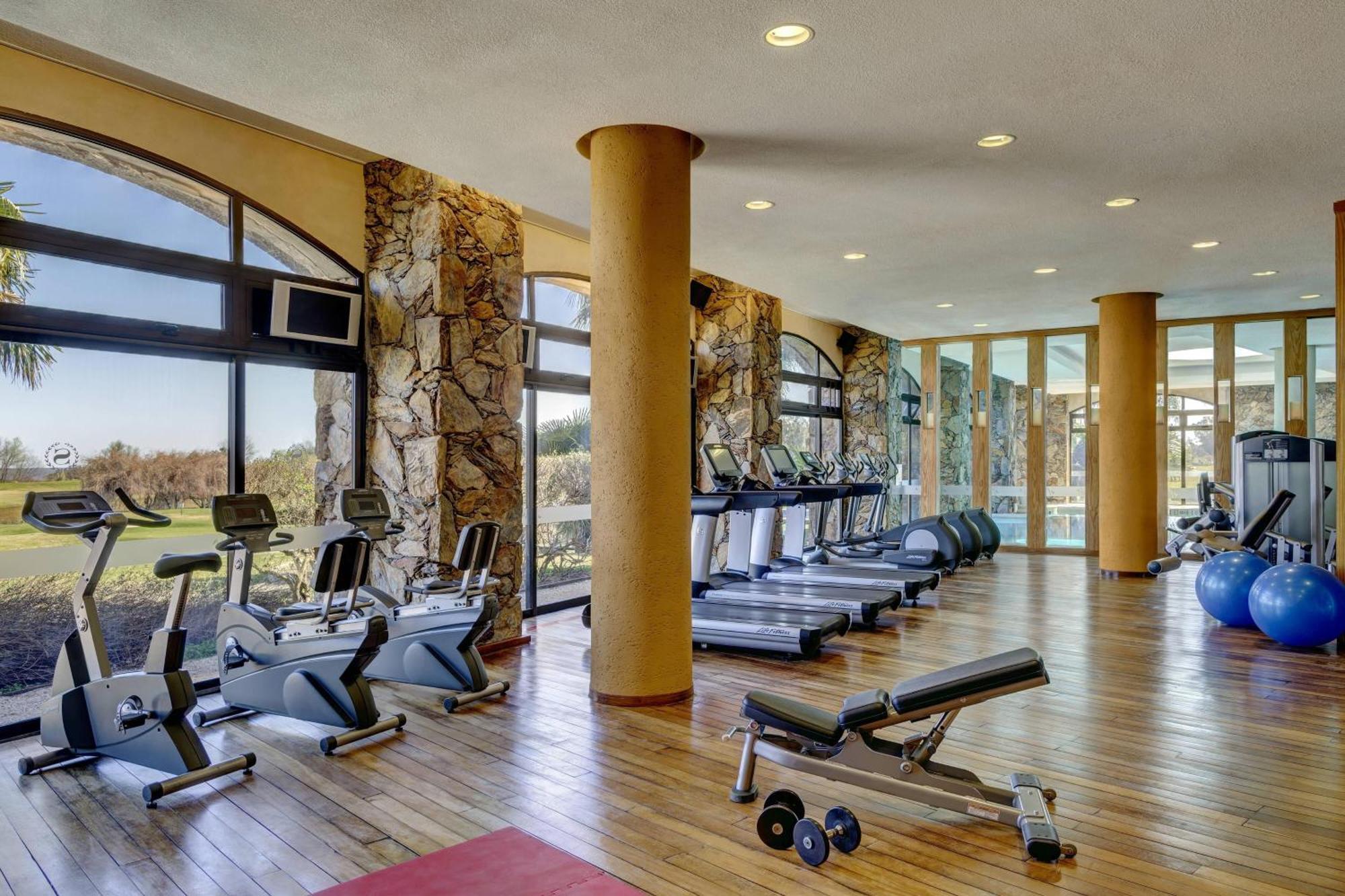 Sheraton Colonia Golf & Spa Resort Colonia del Sacramento Eksteriør bilde The gym at the hotel