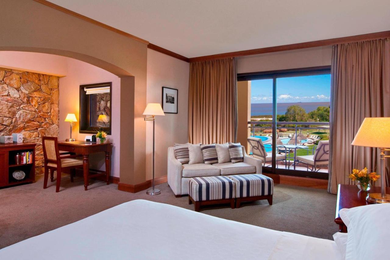 Sheraton Colonia Golf & Spa Resort Colonia del Sacramento Eksteriør bilde A room at the Sheraton Vistana Resort